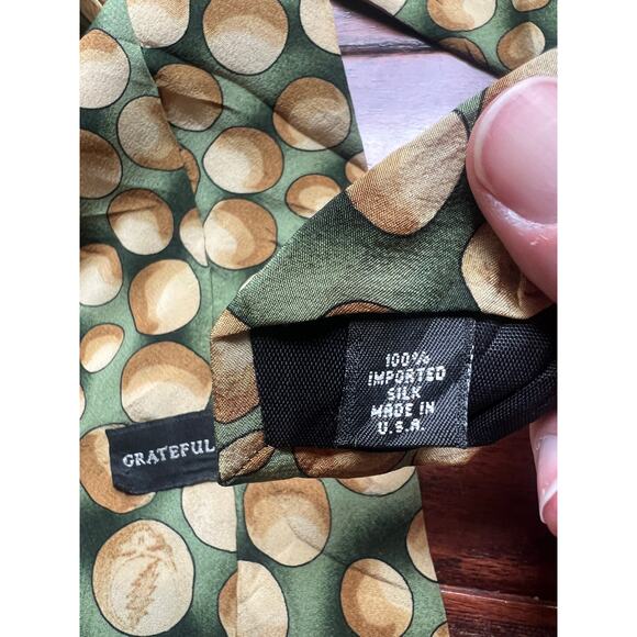Grateful Dead 100% Silk Kings Marbles First Set Neck Tie Yellow Green USA - Picture 3 of 4